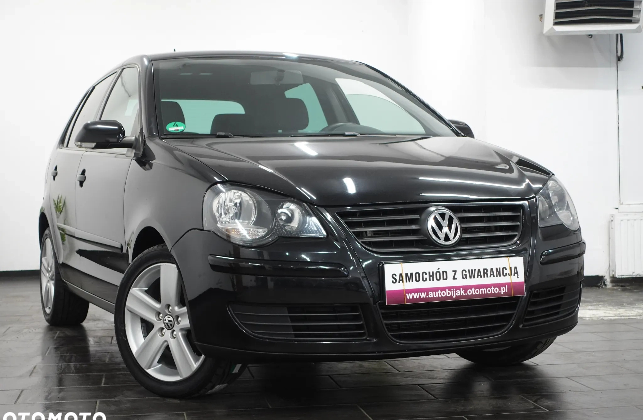Volkswagen Polo cena 13900 przebieg: 197960, rok produkcji 2009 z Małogoszcz małe 667